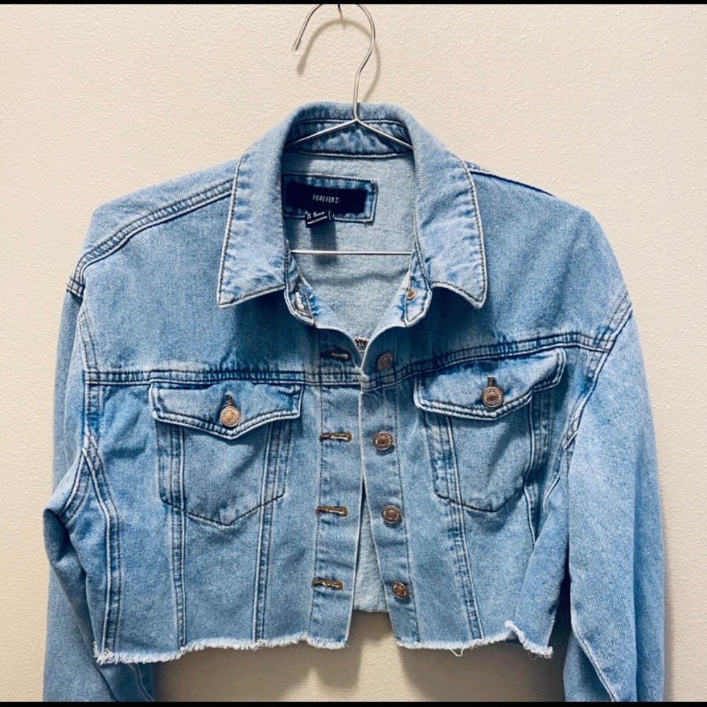 Forever 21 Women’s Cropped Jean Jacket